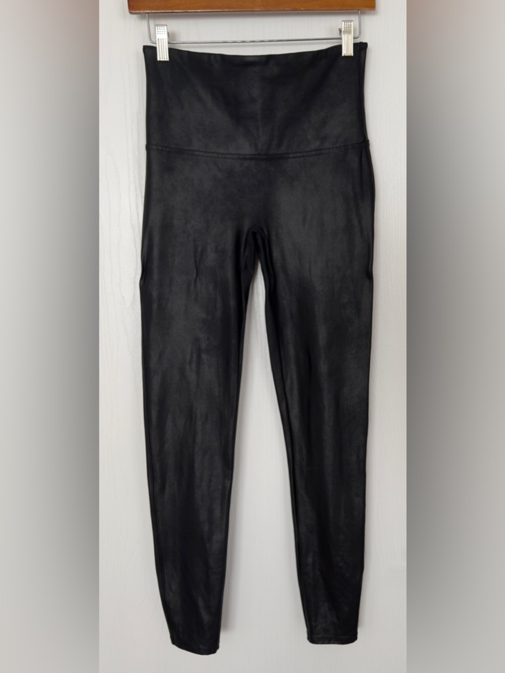 🖤SPANX Faux Leather Leggings XL Black High Rise Sculpting Shaping Vegan Leather - Picture 9 of 12
